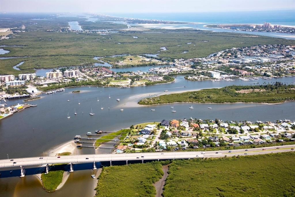 На продажу: $1,498,000 (2 спален, 1 ванн, 1531 Квадратных фут)