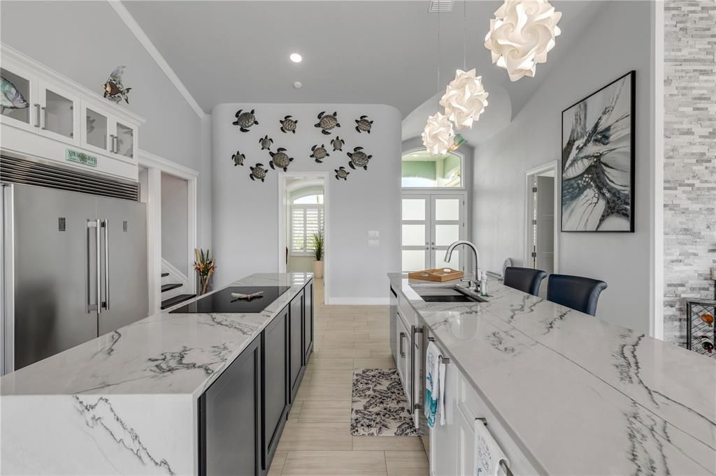 For Sale: $6,499,900 (6 beds, 4 baths, 4164 Square Feet)