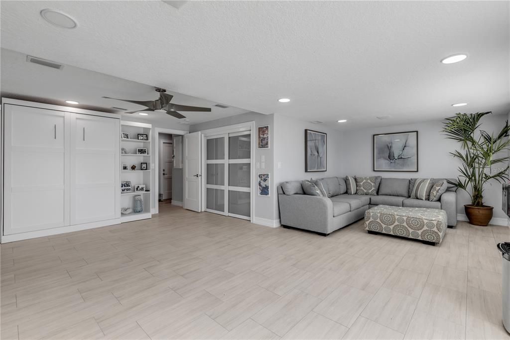 For Sale: $6,499,900 (6 beds, 4 baths, 4164 Square Feet)