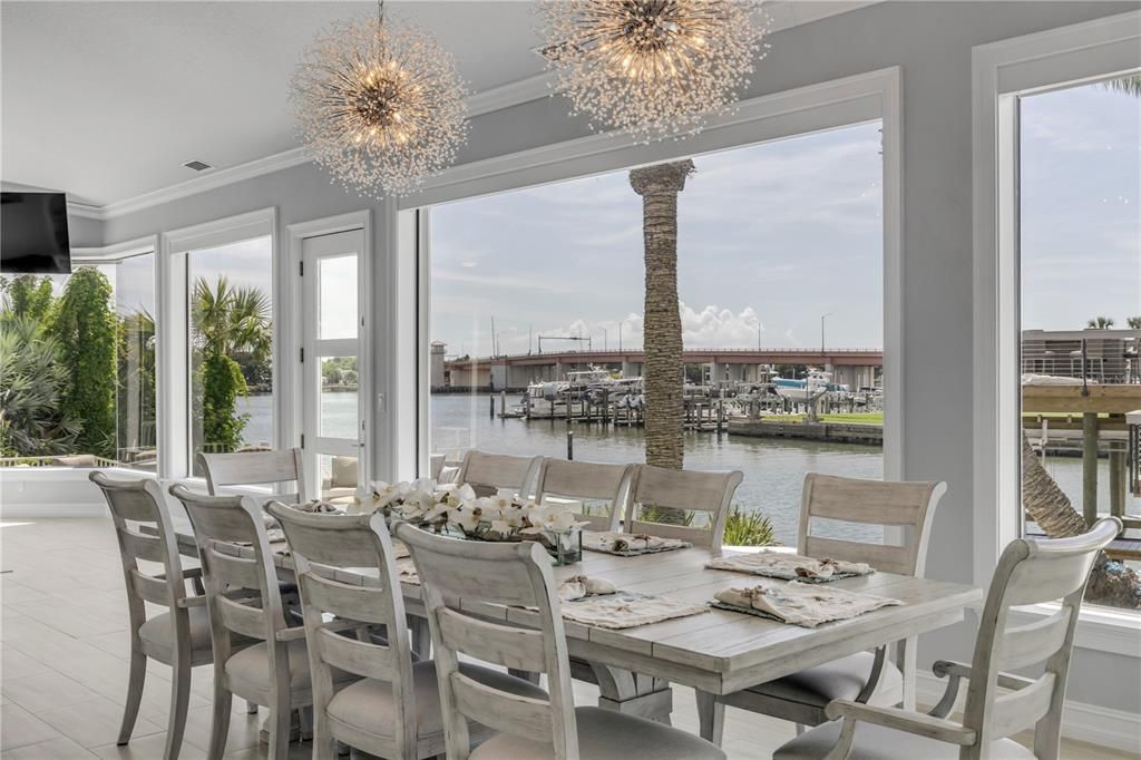 For Sale: $6,499,900 (6 beds, 4 baths, 4164 Square Feet)