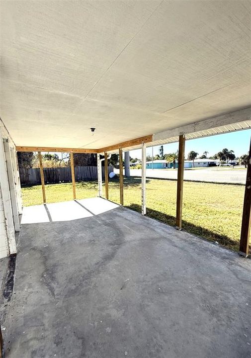 На продажу: $185,000 (2 спален, 2 ванн, 1005 Квадратных фут)