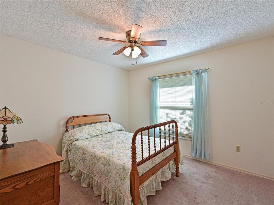 For Sale: $375,000 (3 beds, 2 baths, 1855 Square Feet)