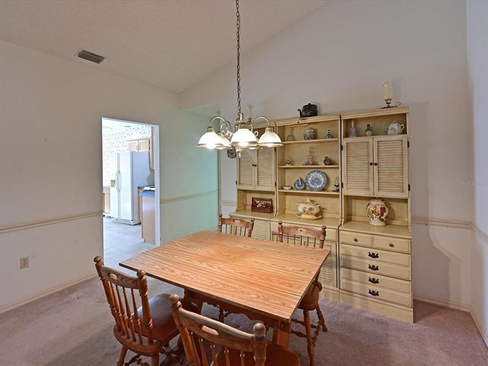 For Sale: $375,000 (3 beds, 2 baths, 1855 Square Feet)