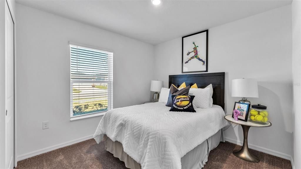 For Rent: $2,000 (4 beds, 2 baths, 1707 Square Feet)