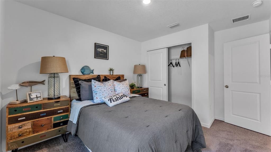 For Rent: $2,000 (4 beds, 2 baths, 1707 Square Feet)