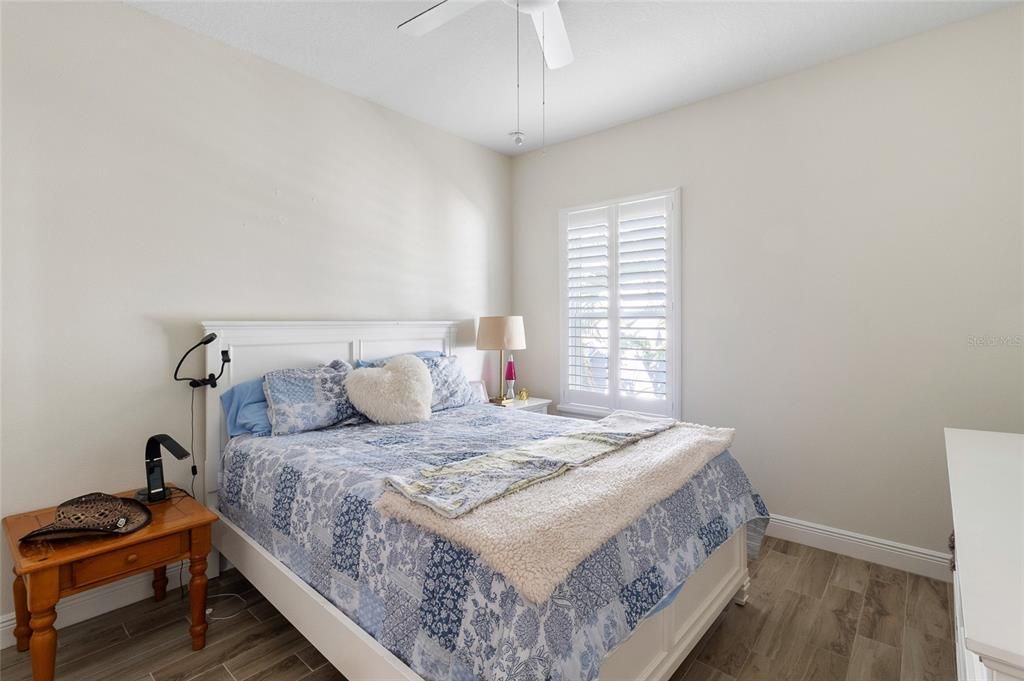 待售: $649,900 (3 贝兹, 2 浴室, 2002 平方英尺)