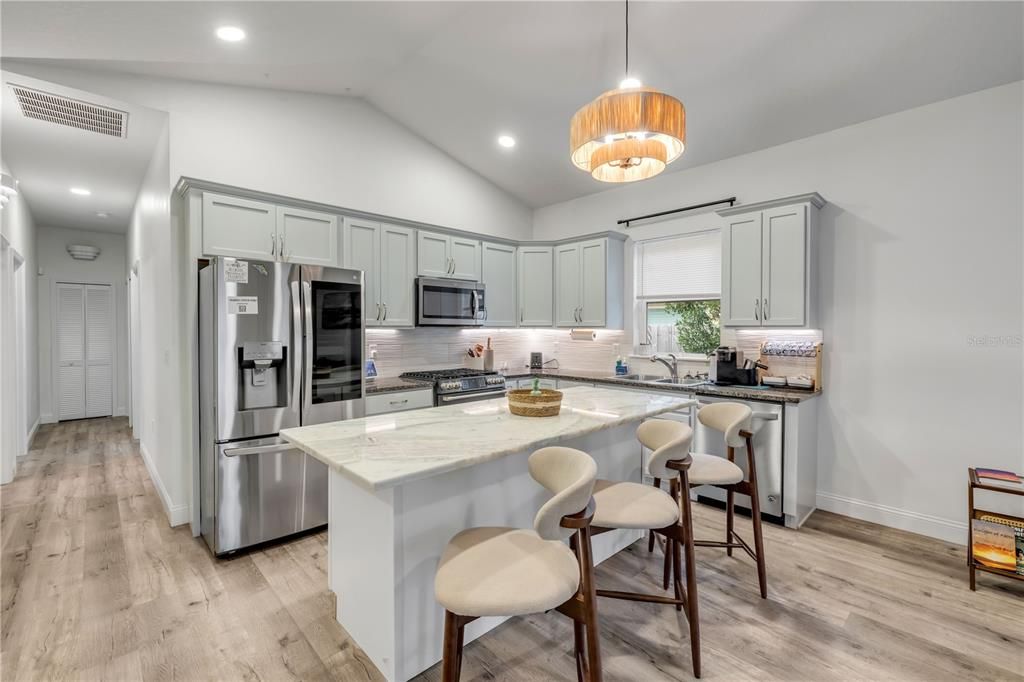 En Venta: $459,900 (3 camas, 2 baños, 1234 Pies cuadrados)