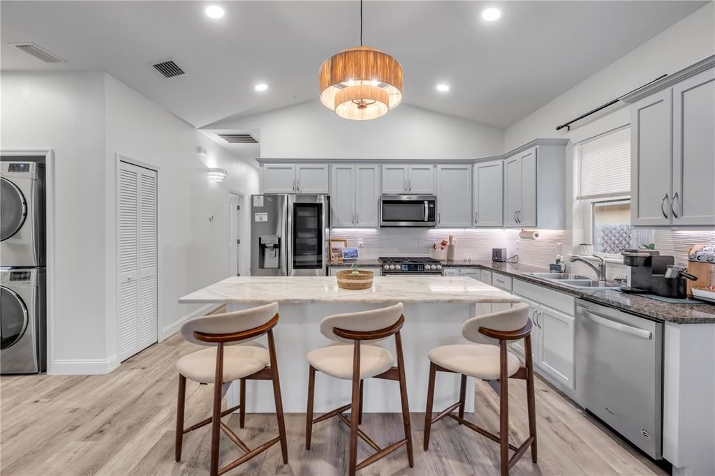 En Venta: $459,900 (3 camas, 2 baños, 1234 Pies cuadrados)