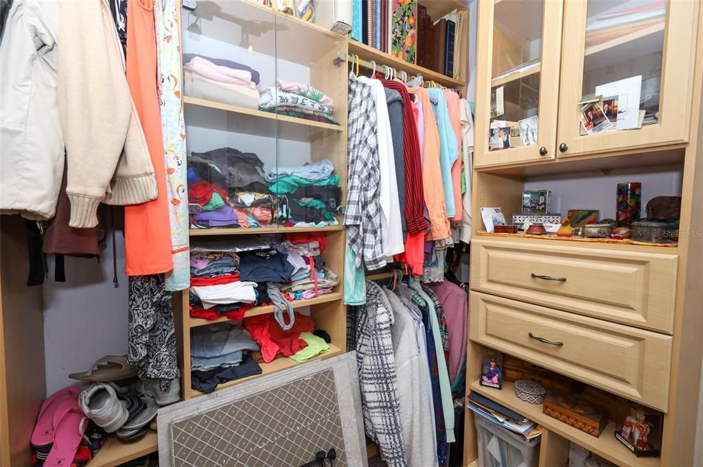 На продажу: $399,876 (3 спален, 1 ванн, 1950 Квадратных фут)