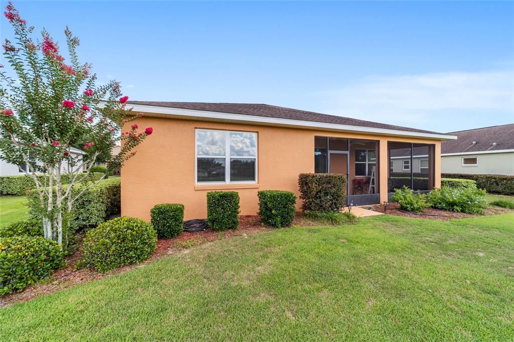 For Sale: $360,000 (2 beds, 2 baths, 1751 Square Feet)