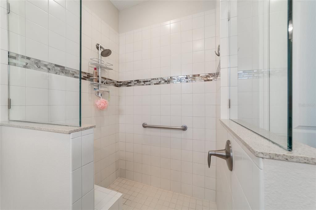 For Sale: $360,000 (2 beds, 2 baths, 1751 Square Feet)