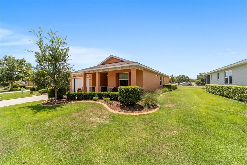 For Sale: $360,000 (2 beds, 2 baths, 1751 Square Feet)