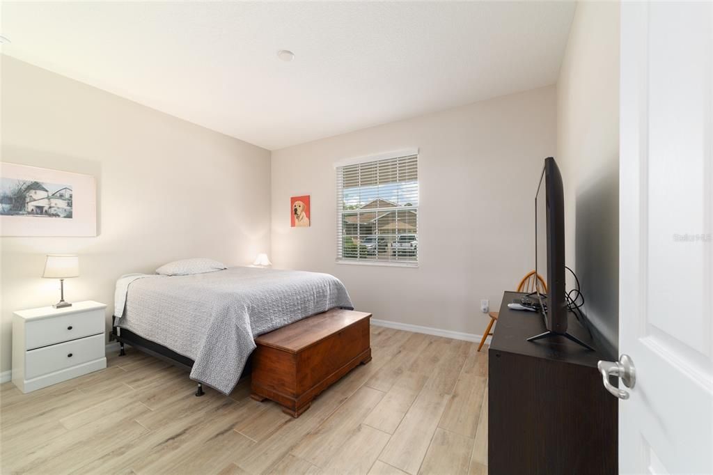 For Sale: $360,000 (2 beds, 2 baths, 1751 Square Feet)