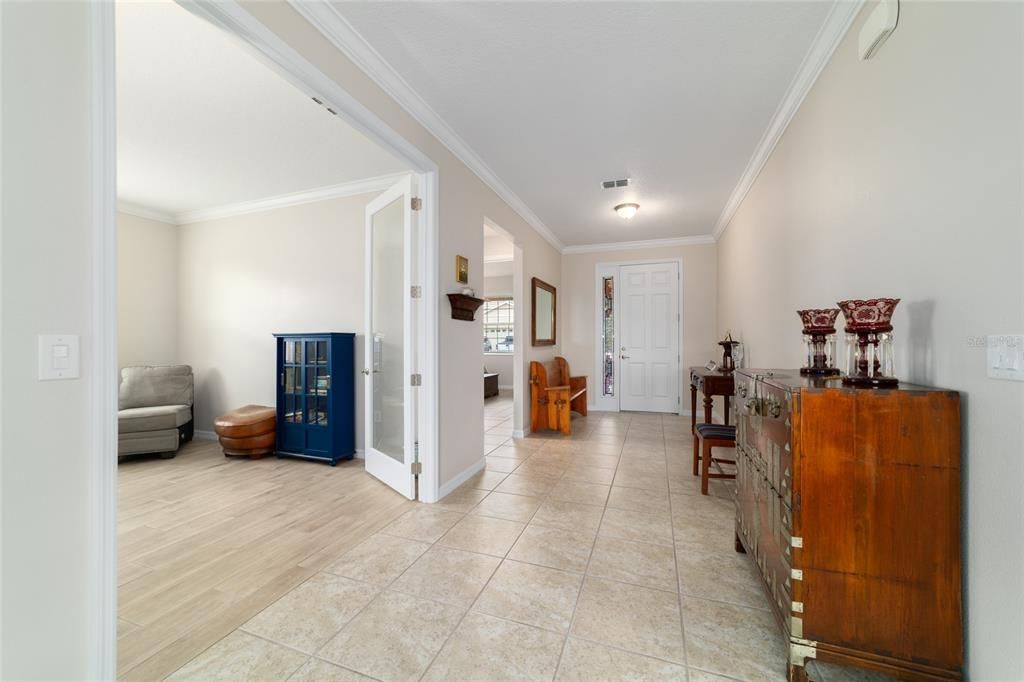 For Sale: $360,000 (2 beds, 2 baths, 1751 Square Feet)