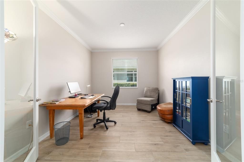 For Sale: $360,000 (2 beds, 2 baths, 1751 Square Feet)