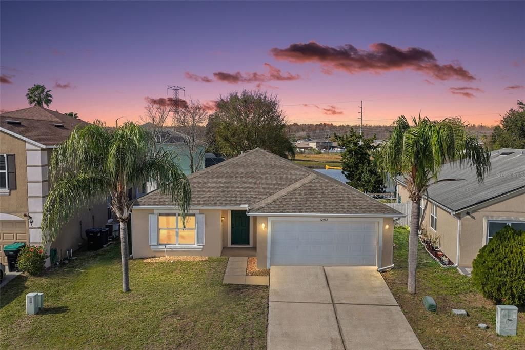 For Sale: $395,000 (3 beds, 2 baths, 1684 Square Feet)