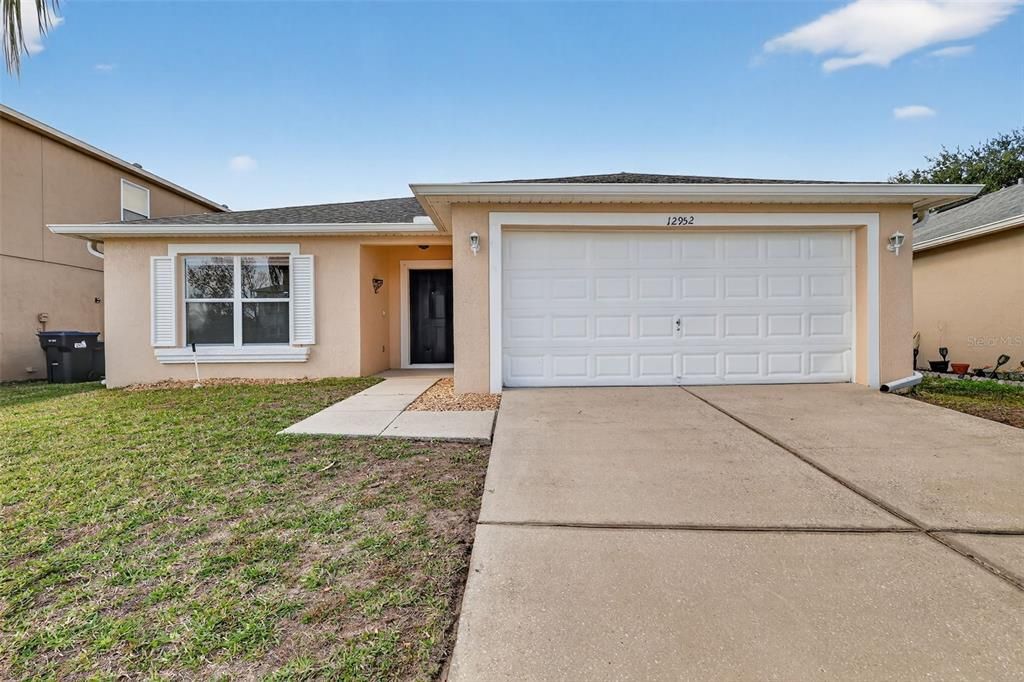 For Sale: $395,000 (3 beds, 2 baths, 1684 Square Feet)