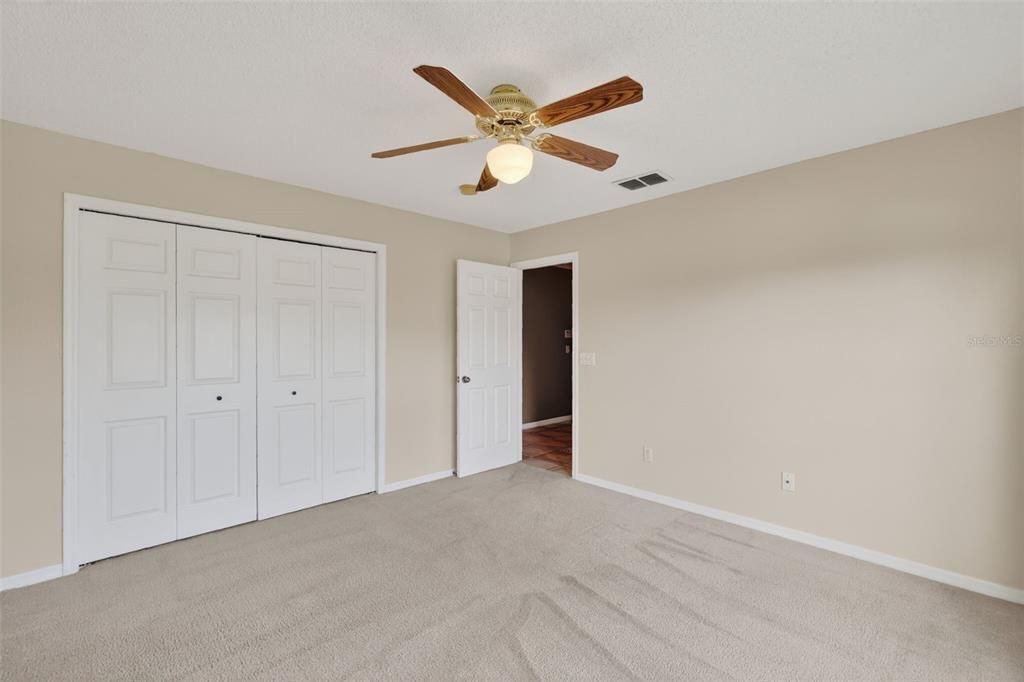 For Sale: $395,000 (3 beds, 2 baths, 1684 Square Feet)