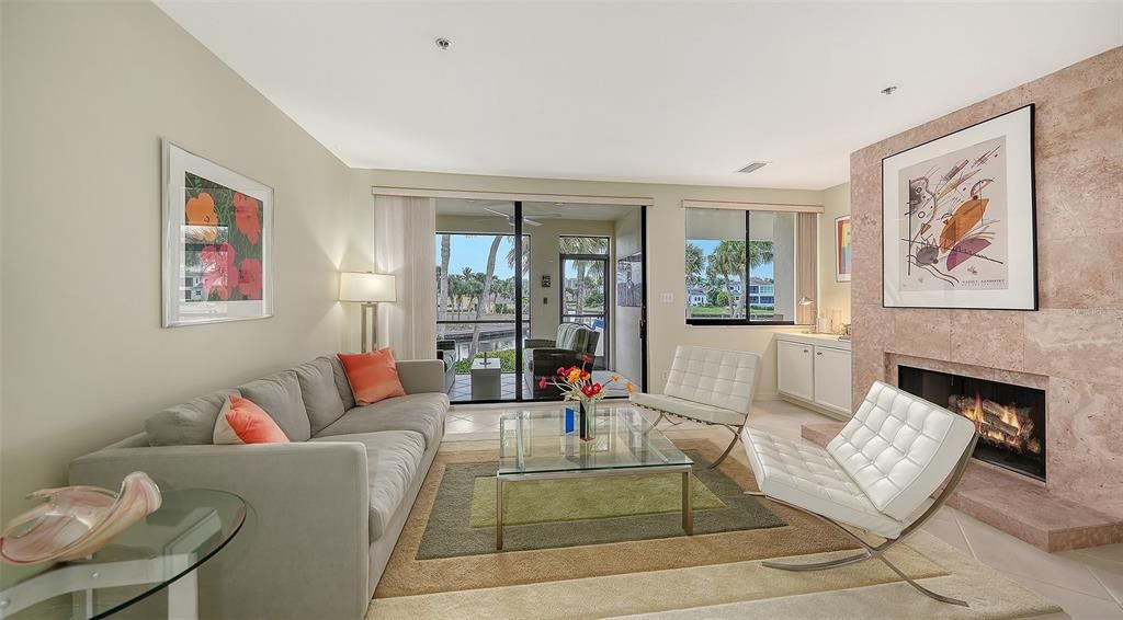 待售: $939,000 (2 贝兹, 2 浴室, 1626 平方英尺)