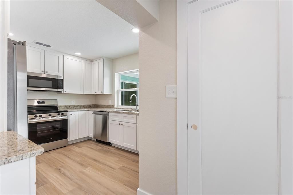 En Venta: $359,000 (3 camas, 2 baños, 1770 Pies cuadrados)