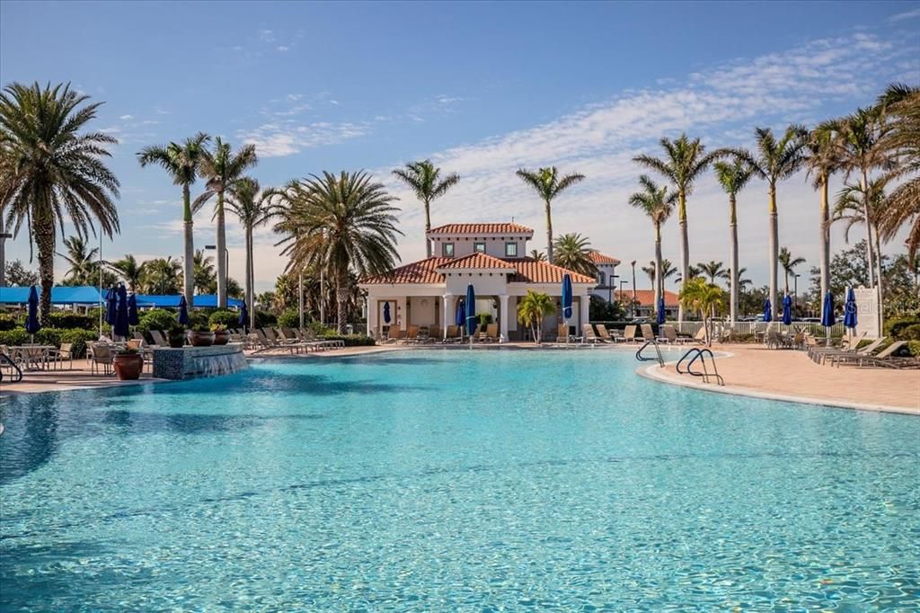 待售: $925,000 (3 贝兹, 3 浴室, 2725 平方英尺)