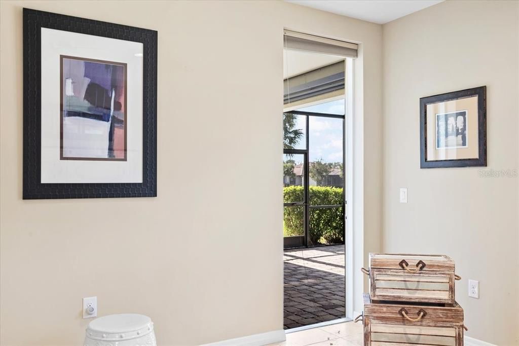 待售: $925,000 (3 贝兹, 3 浴室, 2725 平方英尺)