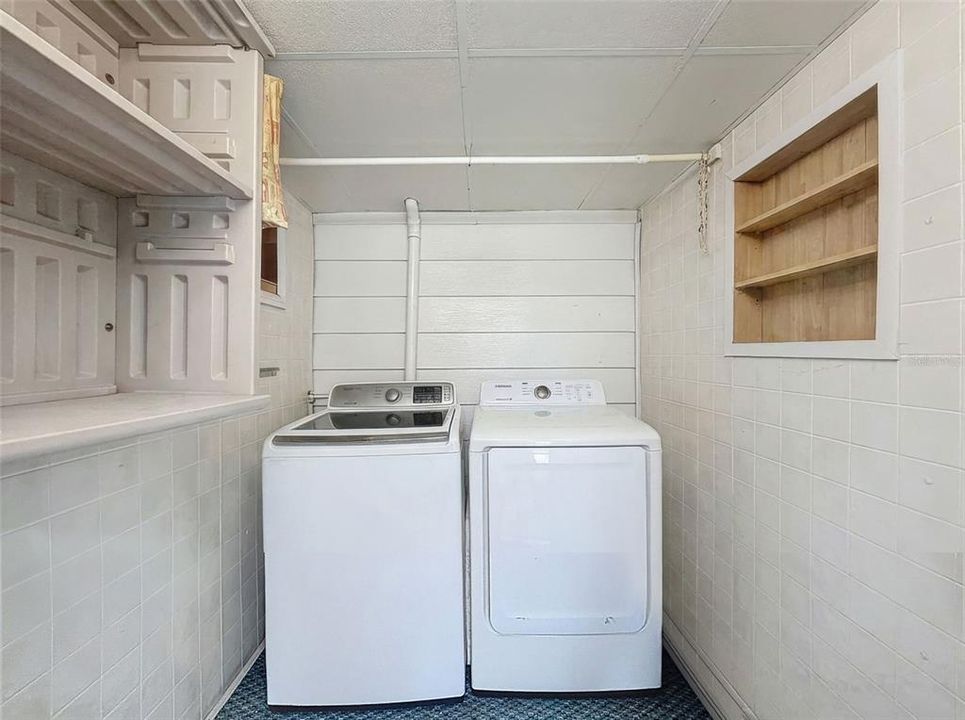 For Sale: $199,900 (2 beds, 2 baths, 1440 Square Feet)