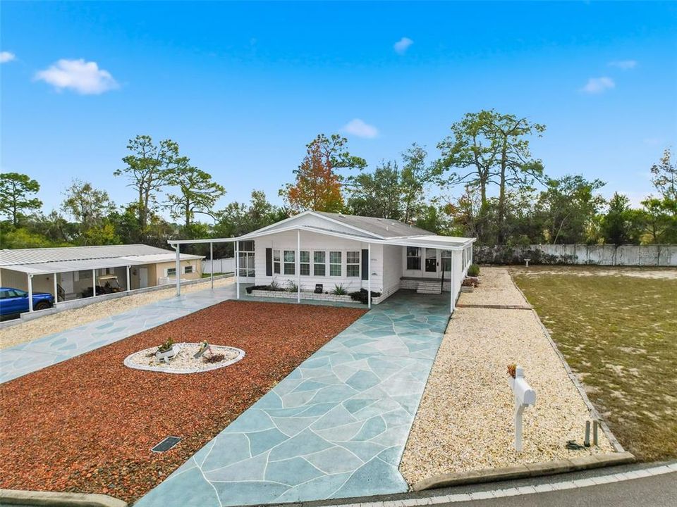 For Sale: $199,900 (2 beds, 2 baths, 1440 Square Feet)