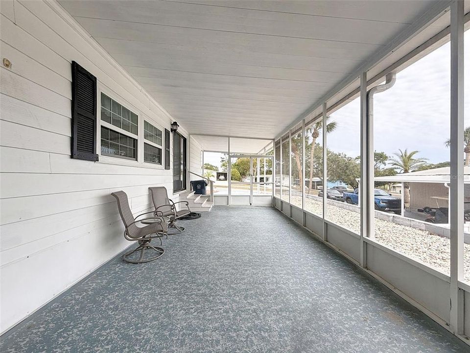 For Sale: $199,900 (2 beds, 2 baths, 1440 Square Feet)