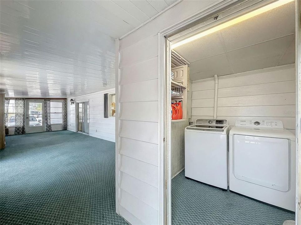 For Sale: $199,900 (2 beds, 2 baths, 1440 Square Feet)