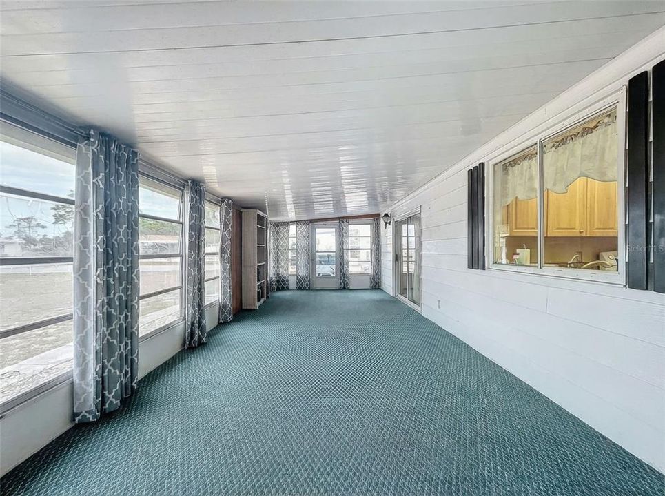 For Sale: $199,900 (2 beds, 2 baths, 1440 Square Feet)