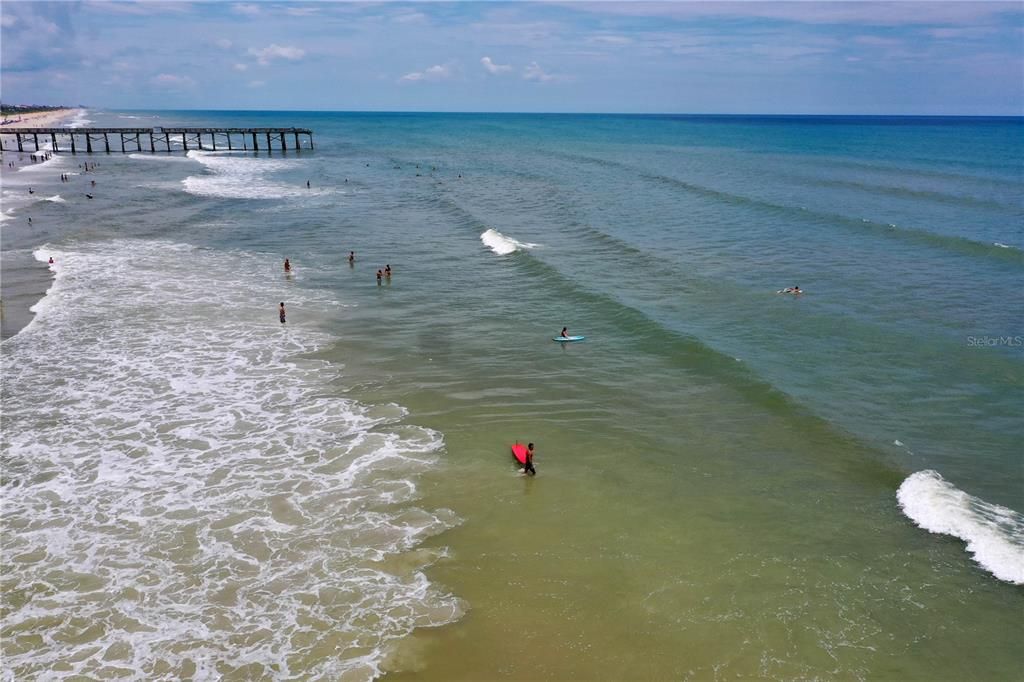 En Venta: $599,000 (3 camas, 3 baños, 1517 Pies cuadrados)