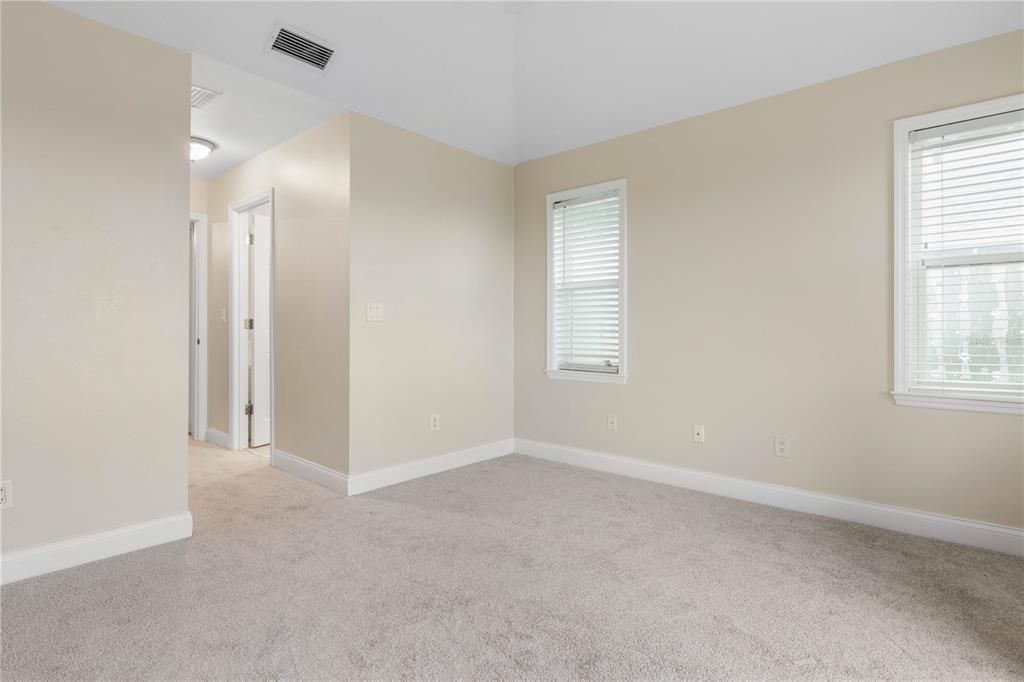 En Venta: $599,000 (3 camas, 3 baños, 1517 Pies cuadrados)