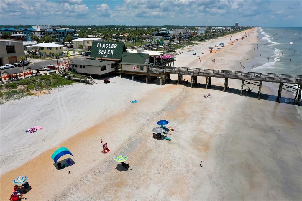 En Venta: $599,000 (3 camas, 3 baños, 1517 Pies cuadrados)