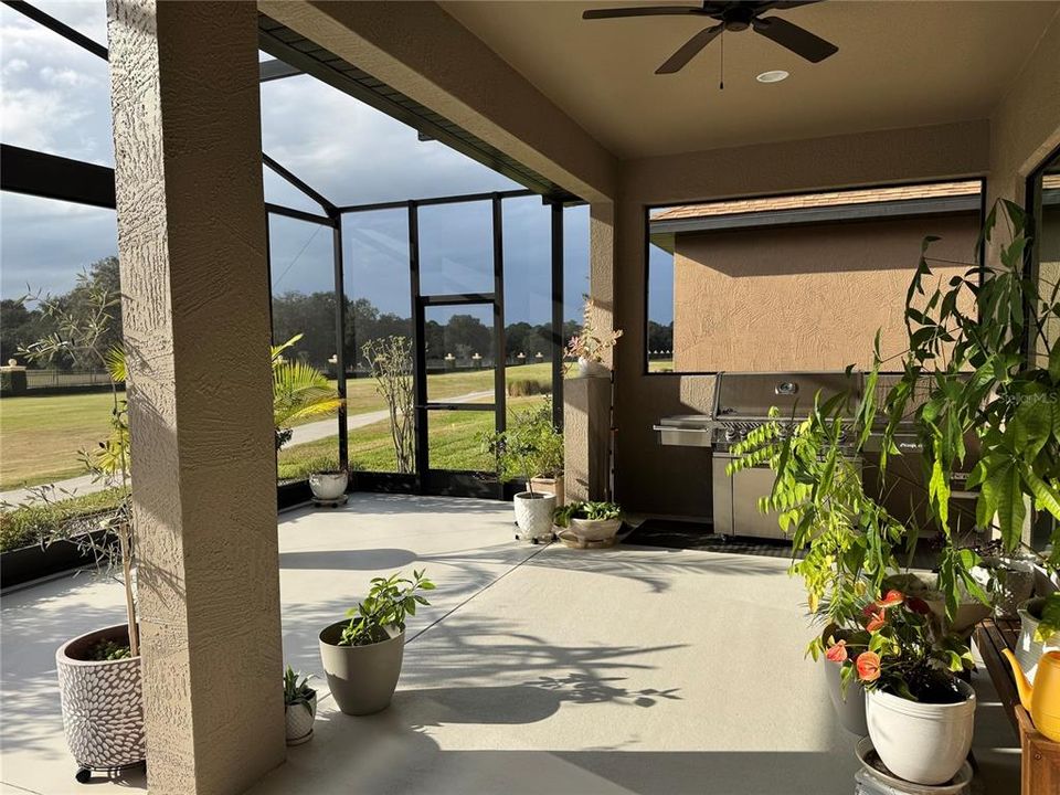 En Venta: $464,900 (3 camas, 2 baños, 2045 Pies cuadrados)