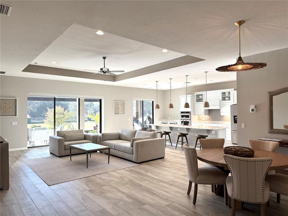 En Venta: $464,900 (3 camas, 2 baños, 2045 Pies cuadrados)