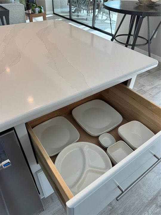 En Venta: $464,900 (3 camas, 2 baños, 2045 Pies cuadrados)