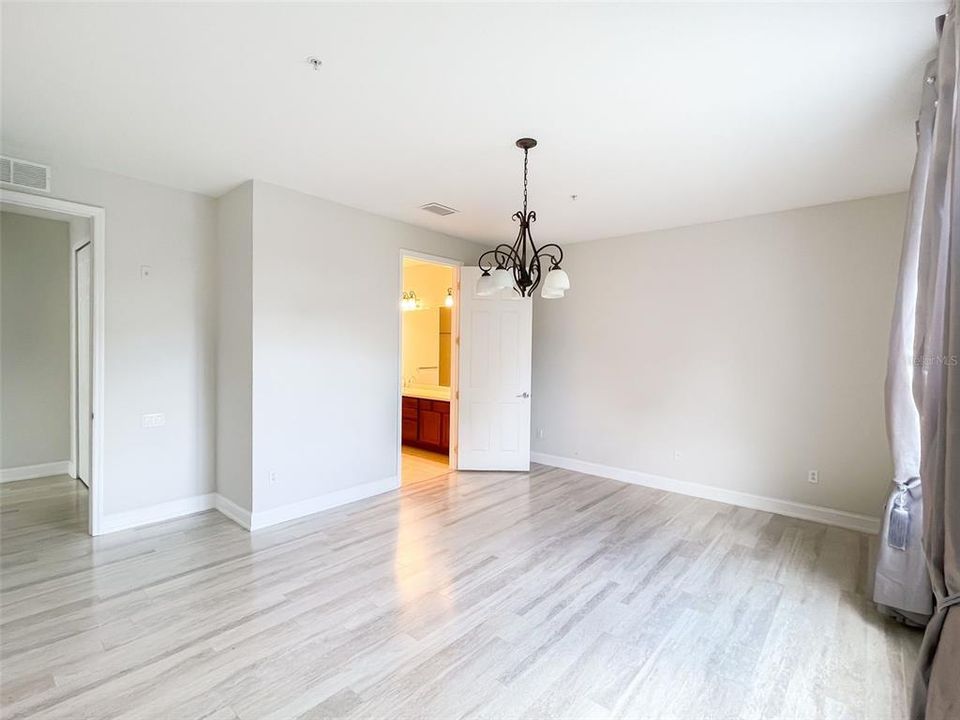 待售: $375,000 (3 贝兹, 2 浴室, 2129 平方英尺)