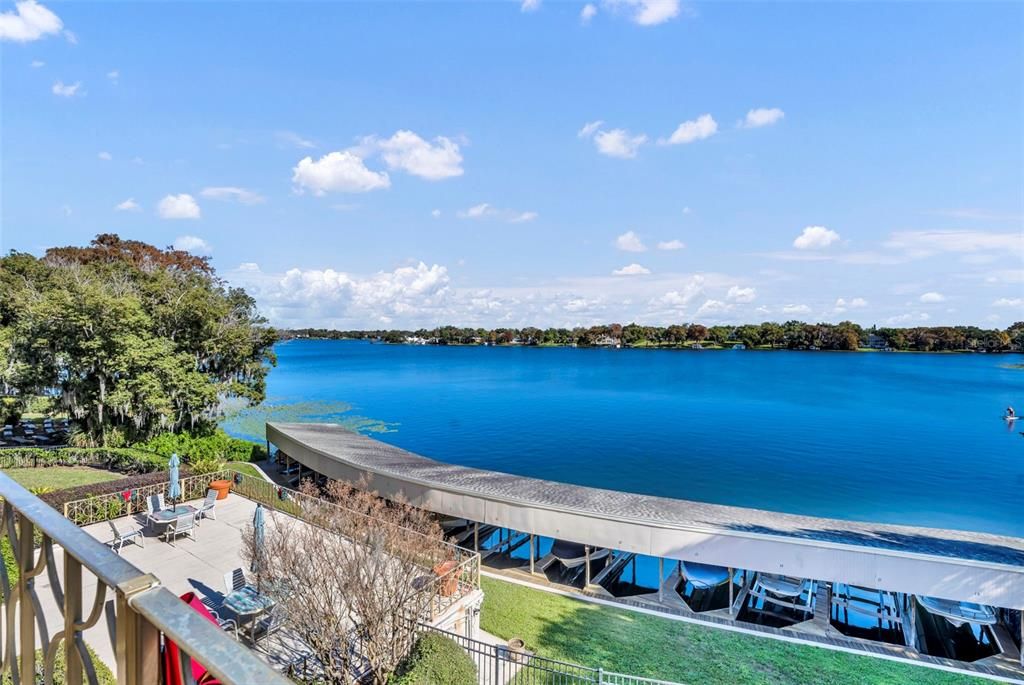 На продажу: $2,100,000 (2 спален, 2 ванн, 1900 Квадратных фут)