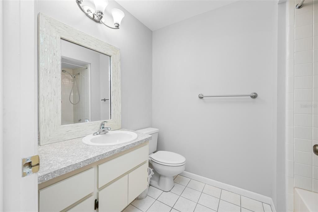 For Sale: $199,000 (2 beds, 2 baths, 1232 Square Feet)