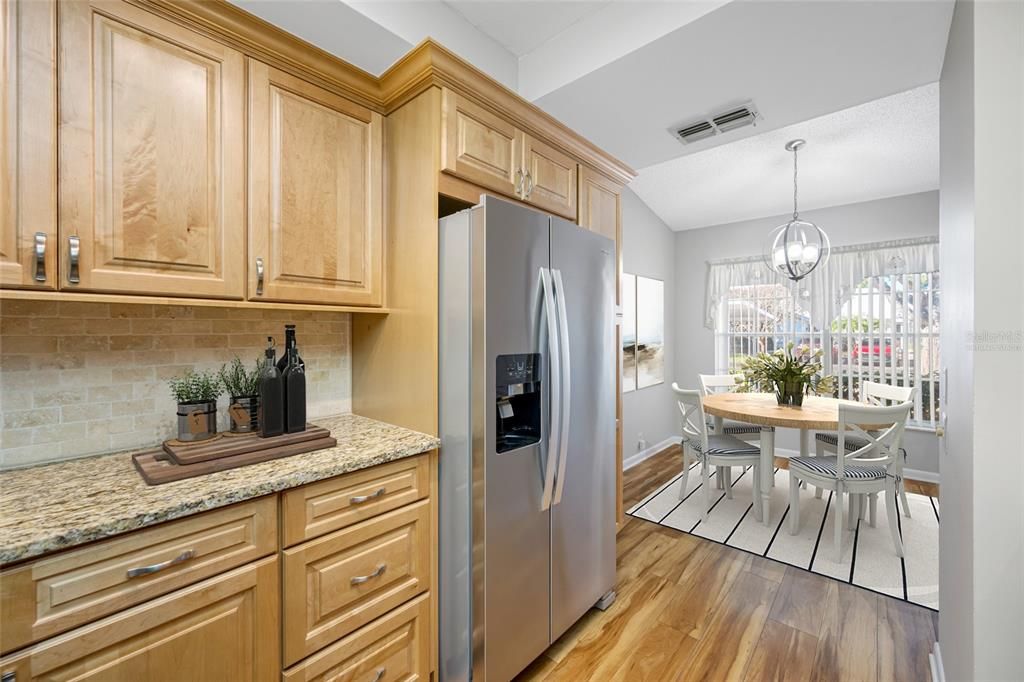 For Sale: $199,000 (2 beds, 2 baths, 1232 Square Feet)