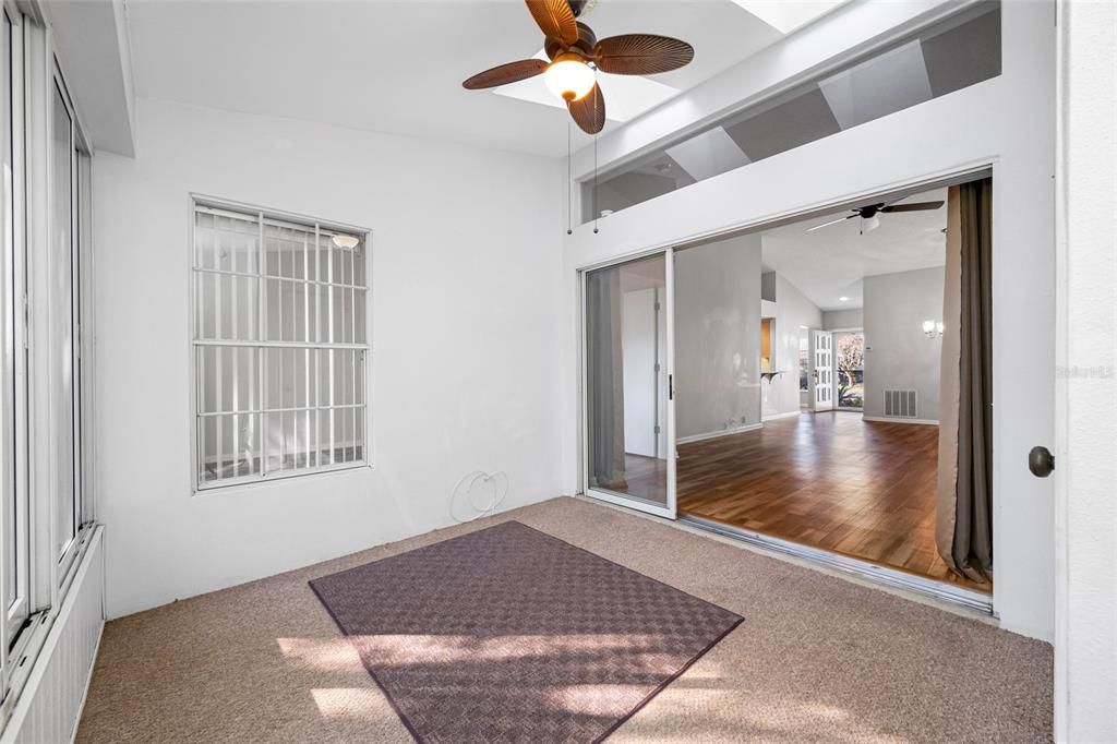 For Sale: $199,000 (2 beds, 2 baths, 1232 Square Feet)