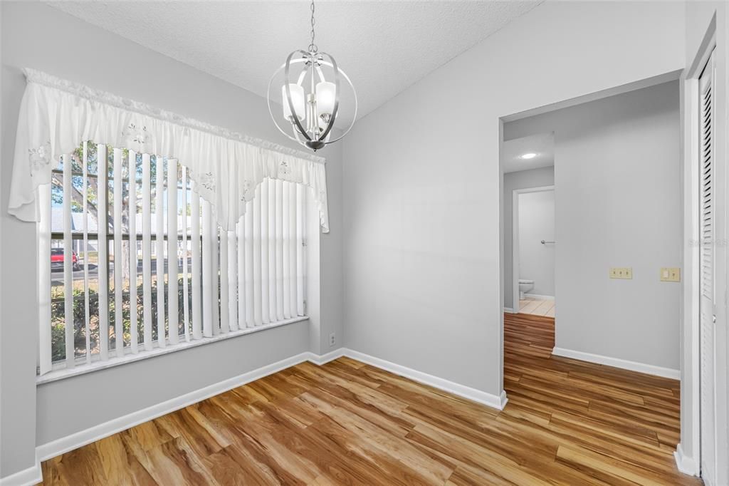 For Sale: $199,000 (2 beds, 2 baths, 1232 Square Feet)