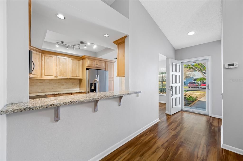 For Sale: $199,000 (2 beds, 2 baths, 1232 Square Feet)