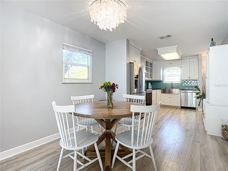For Sale: $439,000 (3 beds, 2 baths, 1608 Square Feet)