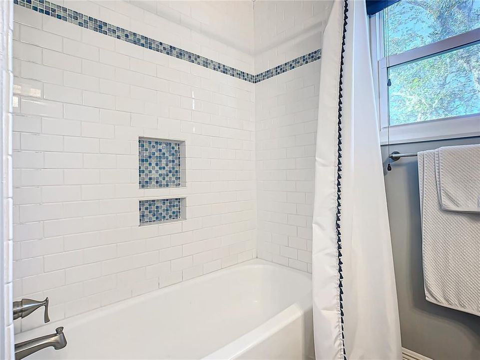 For Sale: $439,000 (3 beds, 2 baths, 1608 Square Feet)