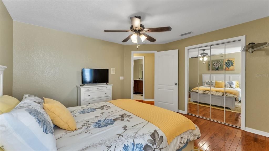 На продажу: $650,000 (3 спален, 4 ванн, 3375 Квадратных фут)