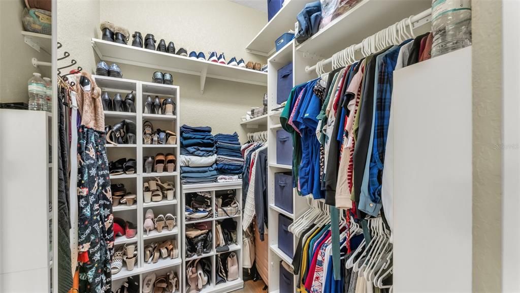 На продажу: $650,000 (3 спален, 4 ванн, 3375 Квадратных фут)