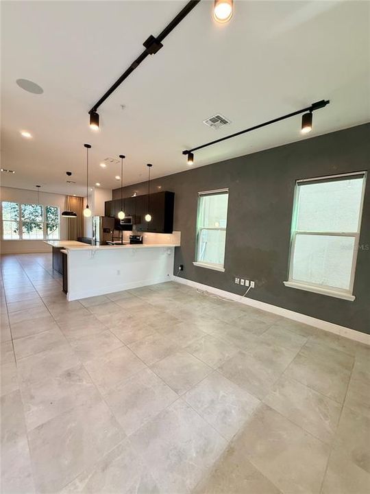 В аренду: $2,875 (3 спален, 2 ванн, 2009 Квадратных фут)