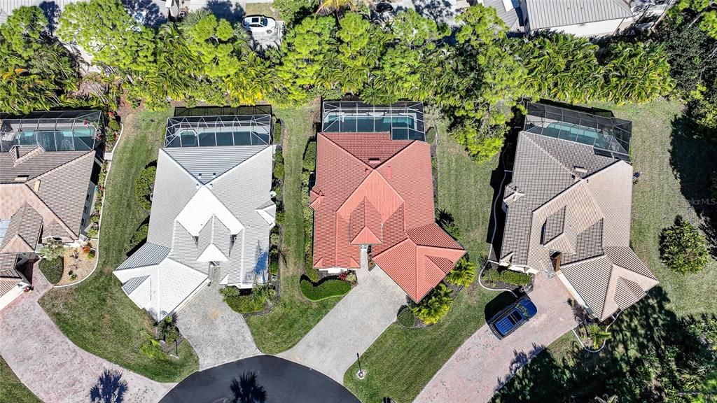 На продажу: $389,000 (2 спален, 2 ванн, 1282 Квадратных фут)